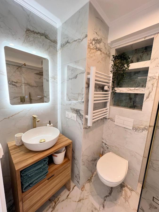 Luxueux Appartement - Vue Mer - Piscine - Free Parking - Monaco กัปไดล์ ภายนอก รูปภาพ